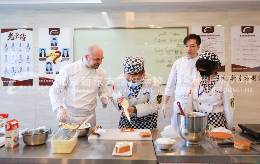 酒吧老鸡巴操逼视频北京新东方烹饪学校-学子回访